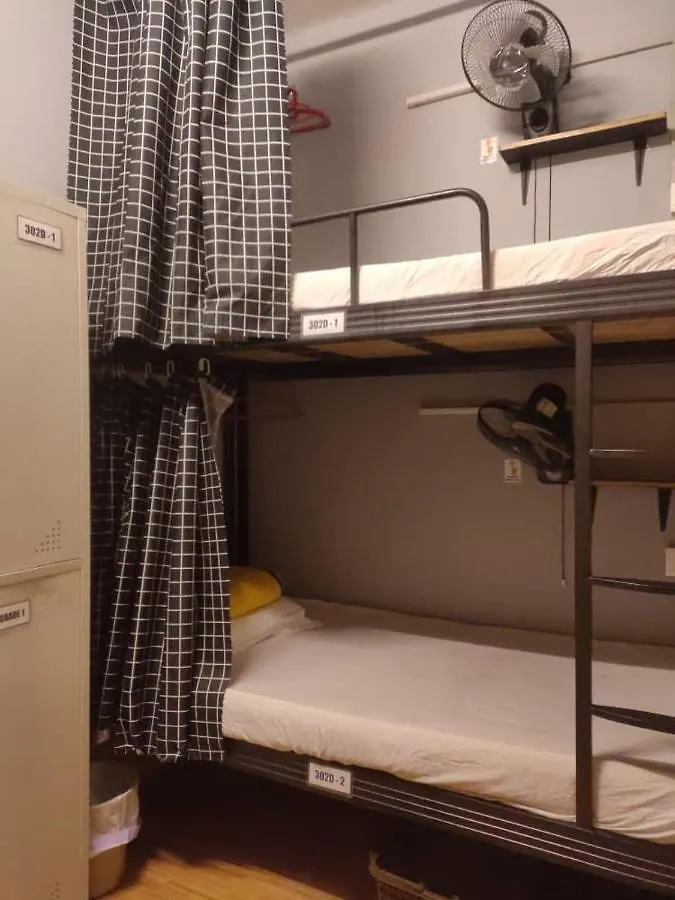 Cozy Private Bunk Bed Room بيان ليباس بيت ضيافة